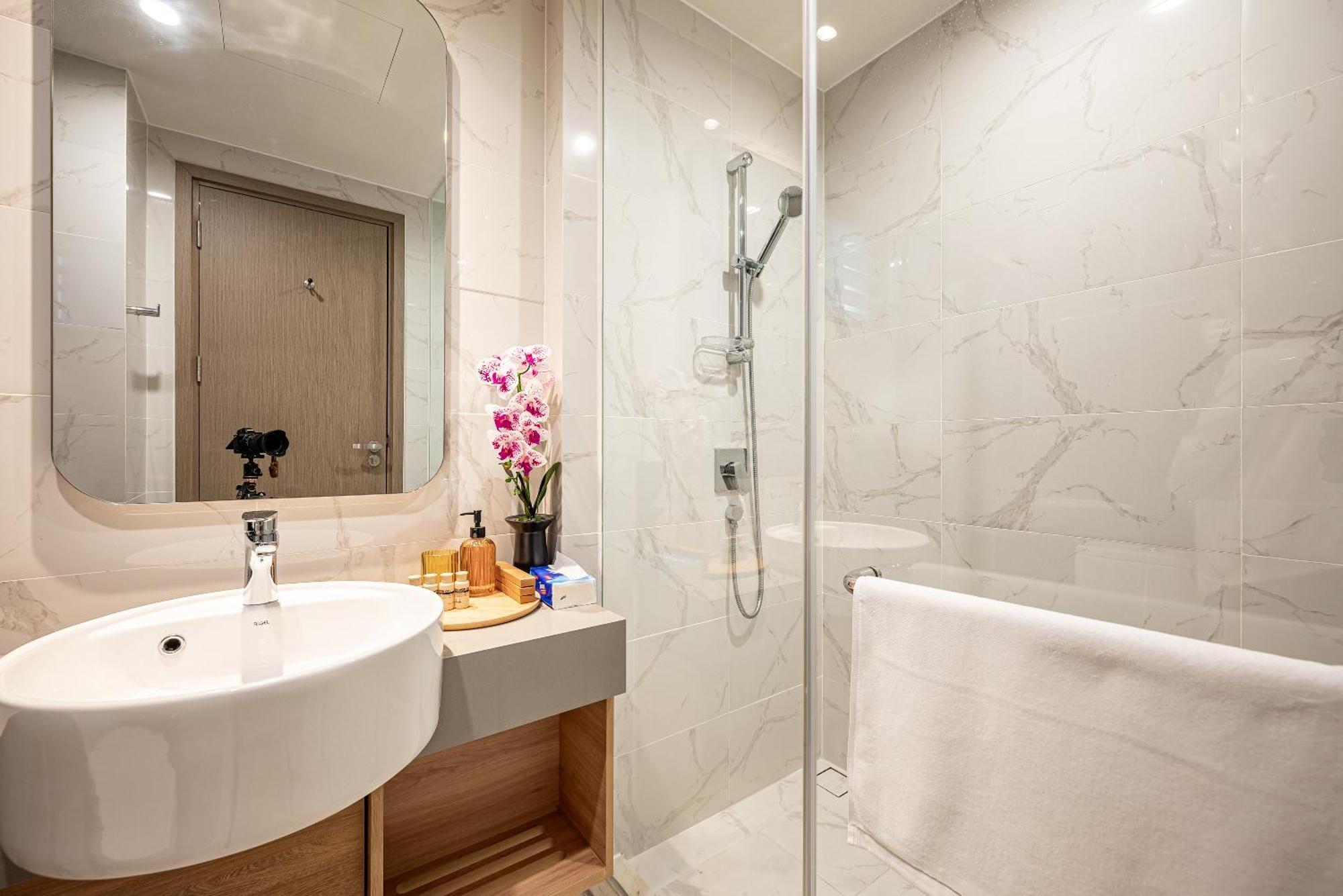 Zenity Luxury Apartment In District 1 Since 2024 Ho Chi Minh-Byen Eksteriør billede